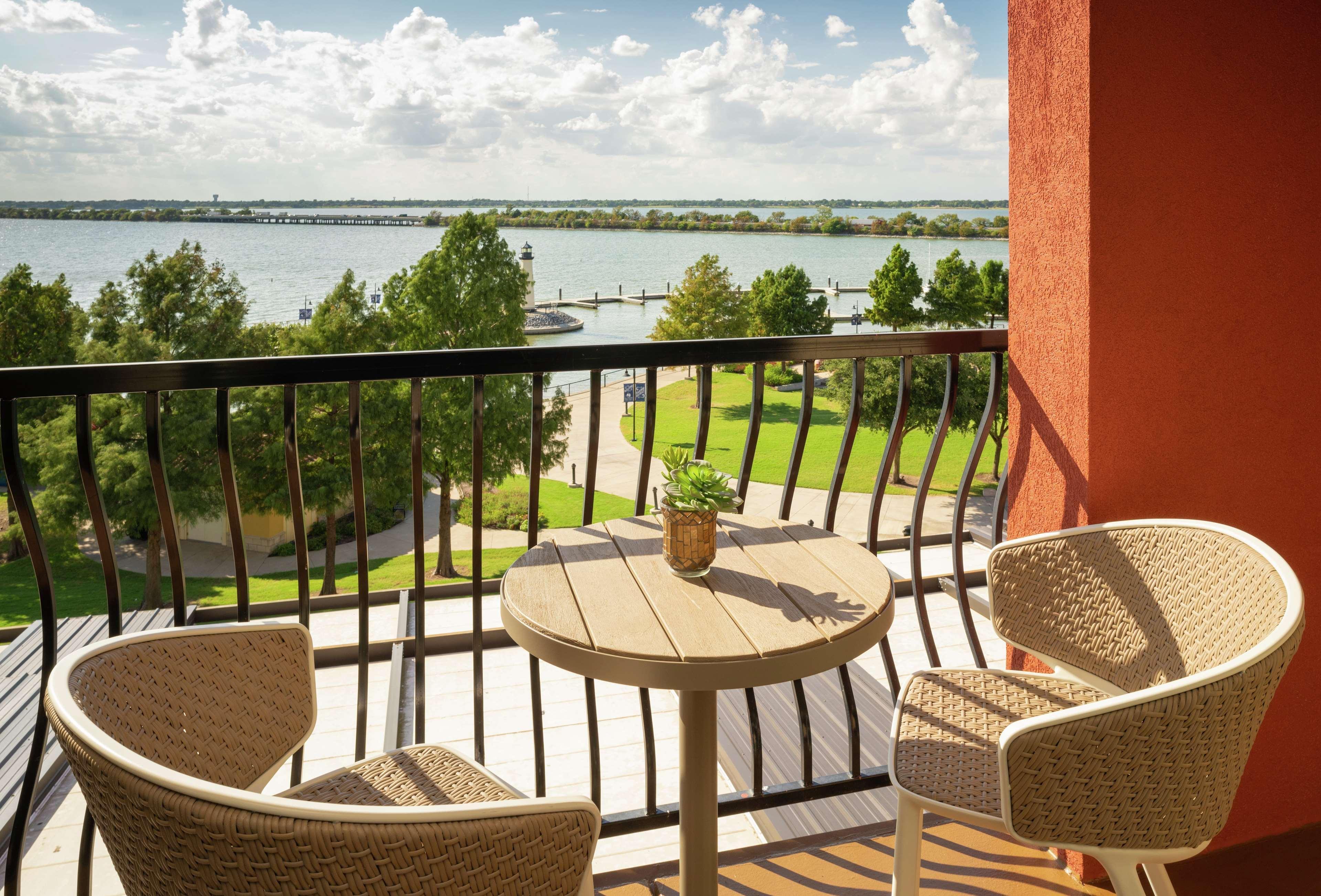 Hilton Dallas/Rockwall Lakefront Hotel Esterno foto