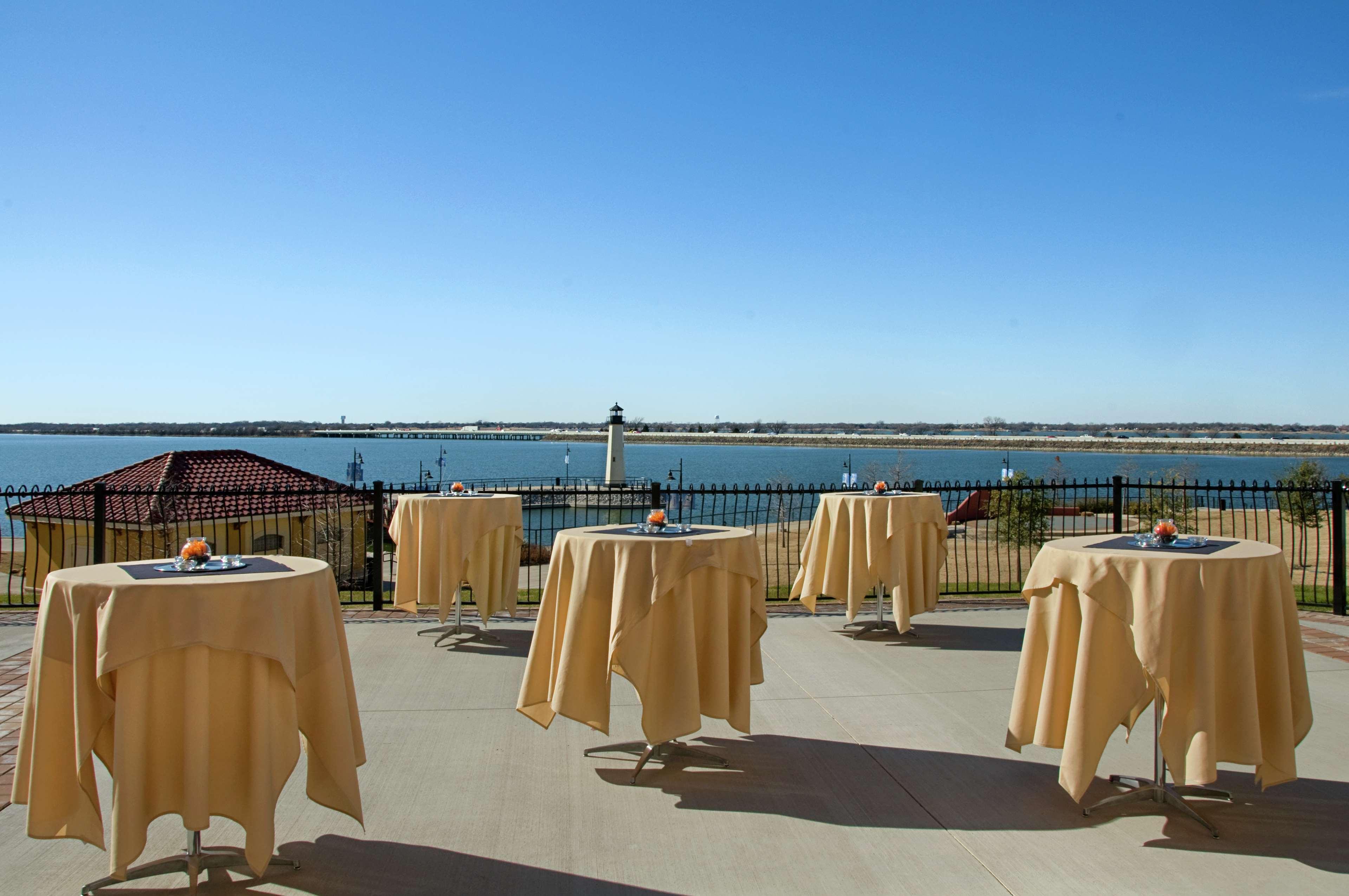 Hilton Dallas/Rockwall Lakefront Hotel Esterno foto